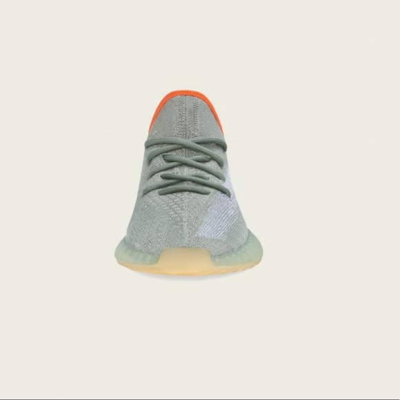 Yeezy Boost 350 V2 Desert Sage - Picture 3 of 6